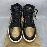 Jordan 1 Retro High OG Black Metallic Gold *pre-owned* SIZE 10
