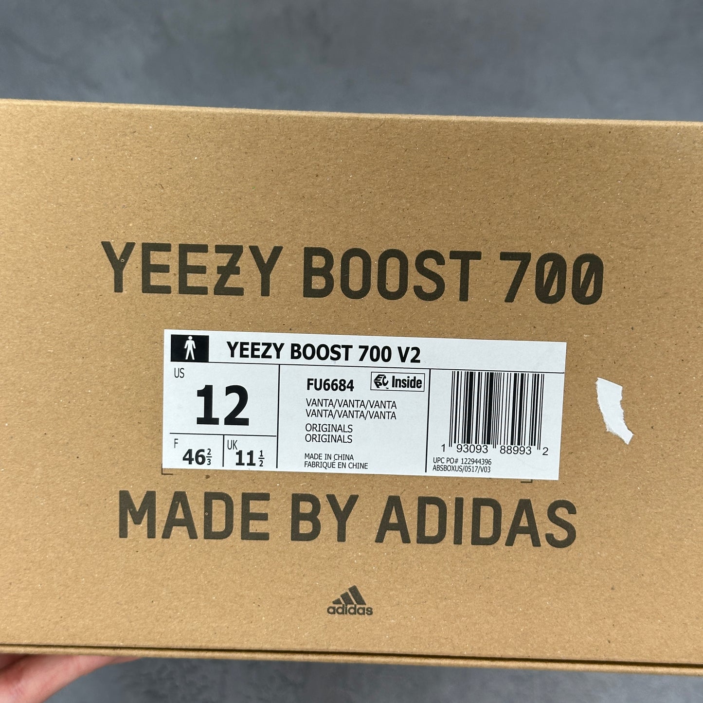 adidas Yeezy Boost 700 V2 Vanta