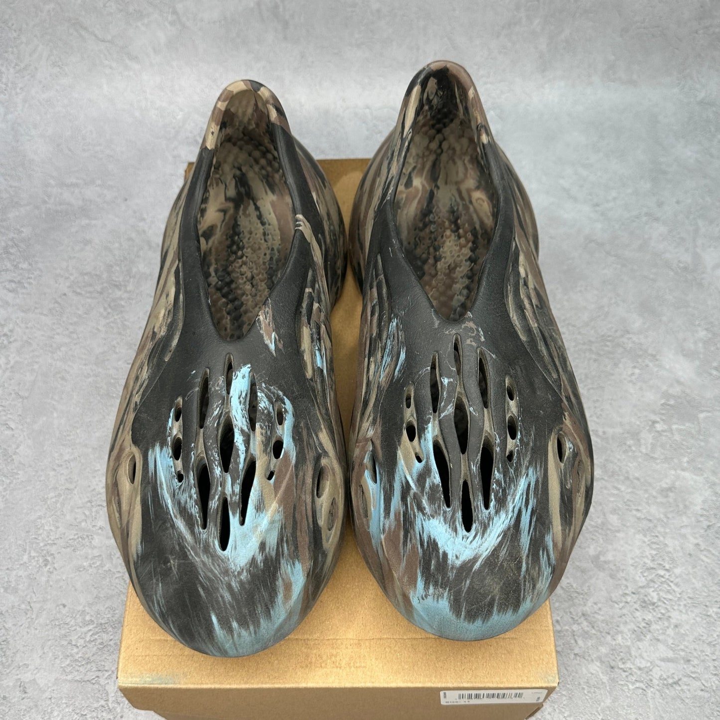 adidas Yeezy Foam RNR MX Cinder *pre - owned* SIZE 11 - Kicks Collective PA - adidas - ID4126 - Men's Shoes - 11M/12.5W - Pre - Owned