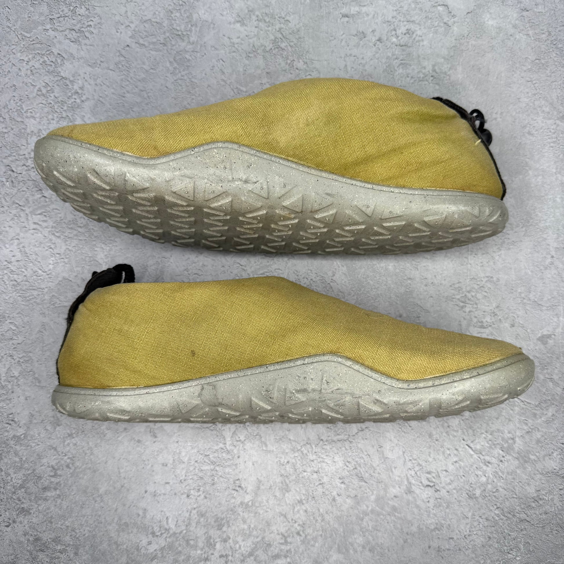 Nike ACG Moc Moss Anthracite *pre-owned* SIZE 12