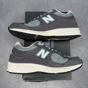 New Balance 2002R Magnent Lead *pre - owned* SIZE 11.5 - Kicks Collective PA - New Balance - M2002RFB - Men's Shoes - 11.5M/13W - Pre - Owned - Replacement Box