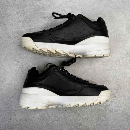 Fila Disruptor II Premium Black *pre-owned* SIZE 6.5Y