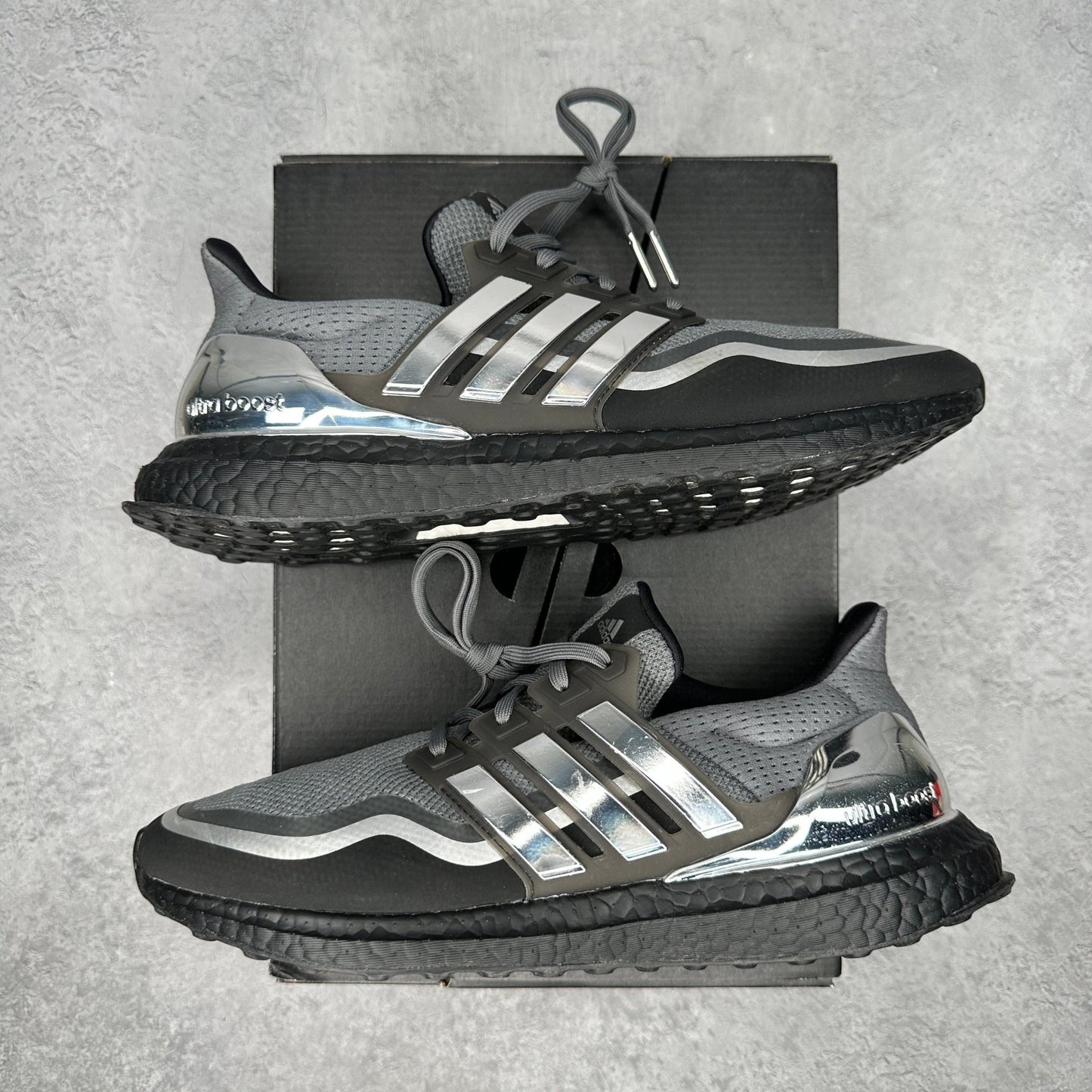 adidas Ultra Boost Grey Silver *pre - owned* SIZE 9.5 - Kicks Collective PA - adidas - EG8103 - Men's Shoes - 9.5M/11W - Pre - Owned