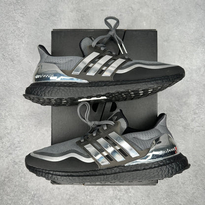 adidas Ultra Boost Grey Silver *pre - owned* SIZE 9.5 - Kicks Collective PA - adidas - EG8103 - Men's Shoes - 9.5M/11W - Pre - Owned