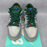 Nike SB Dunk Low Maple Leaf Central Park VNDS *pre-owned* SIZE 9.5