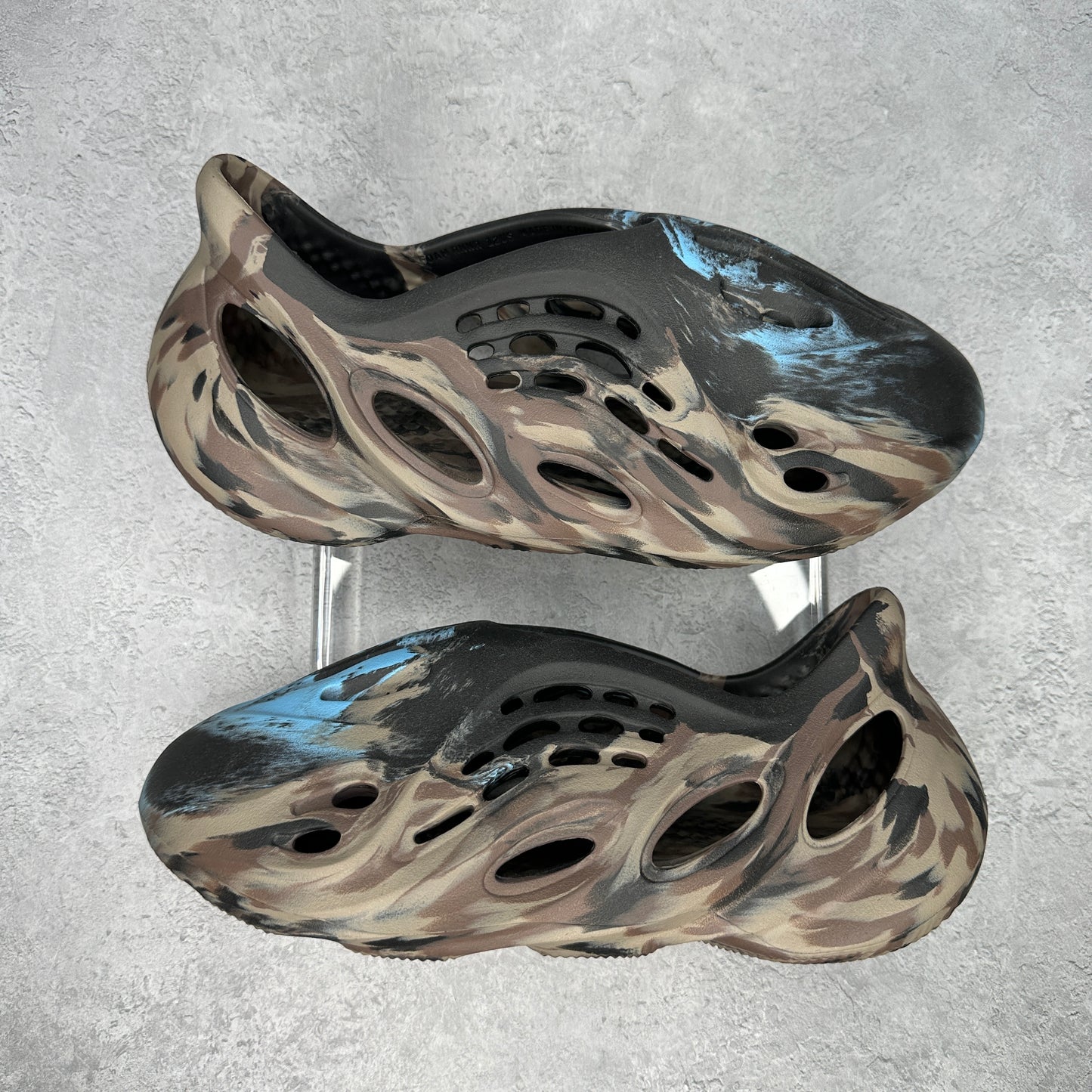 adidas Yeezy Foam RNR MX Cinder *pre-owned* SIZE 12