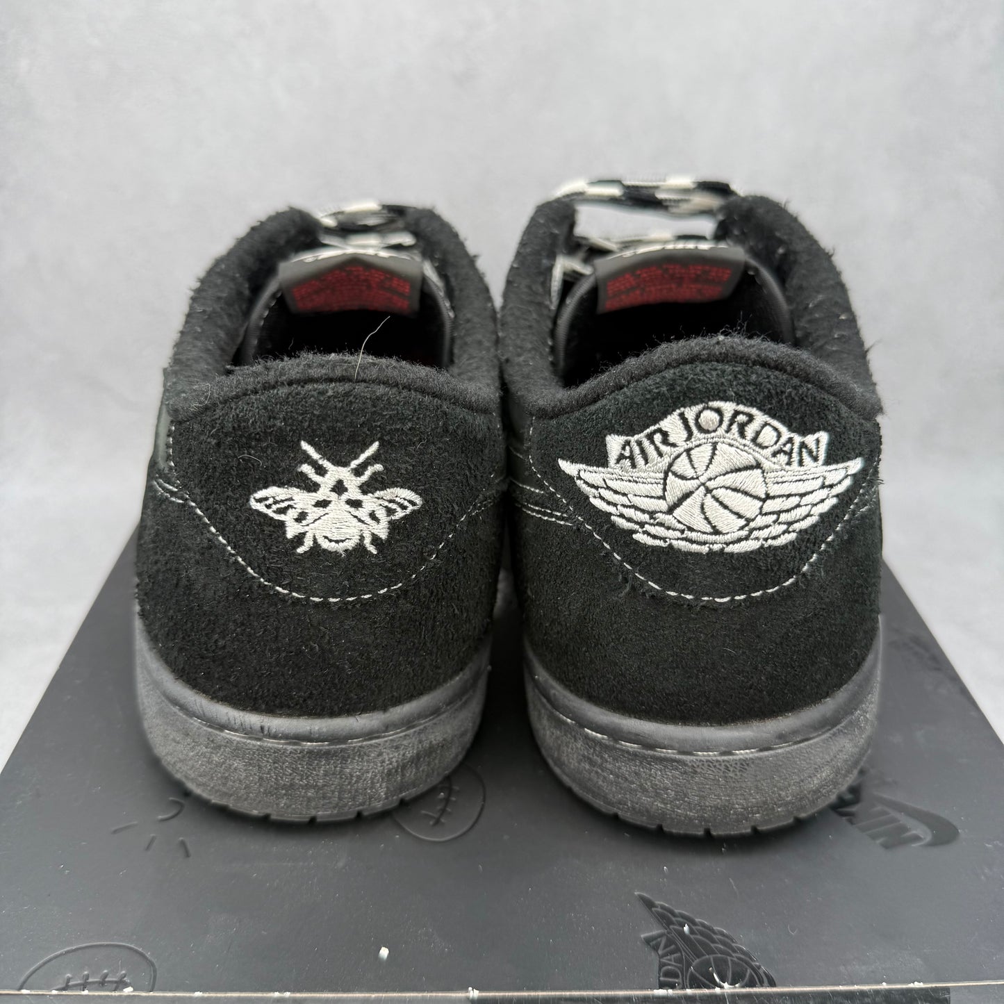 Jordan 1 Retro Low OG SP Travis Scott Black Phantom *pre-owned* SIZE 13