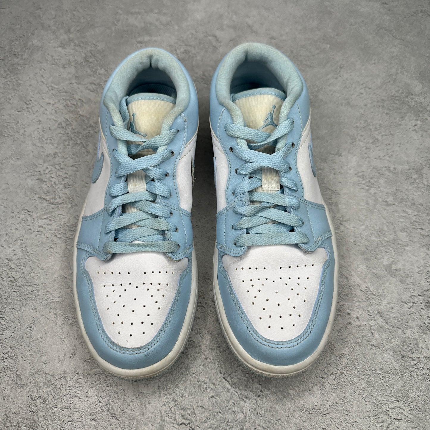 Jordan 1 Low White Ice Blue (Women's) *pre-owned* SIZE 8W/6.5Y