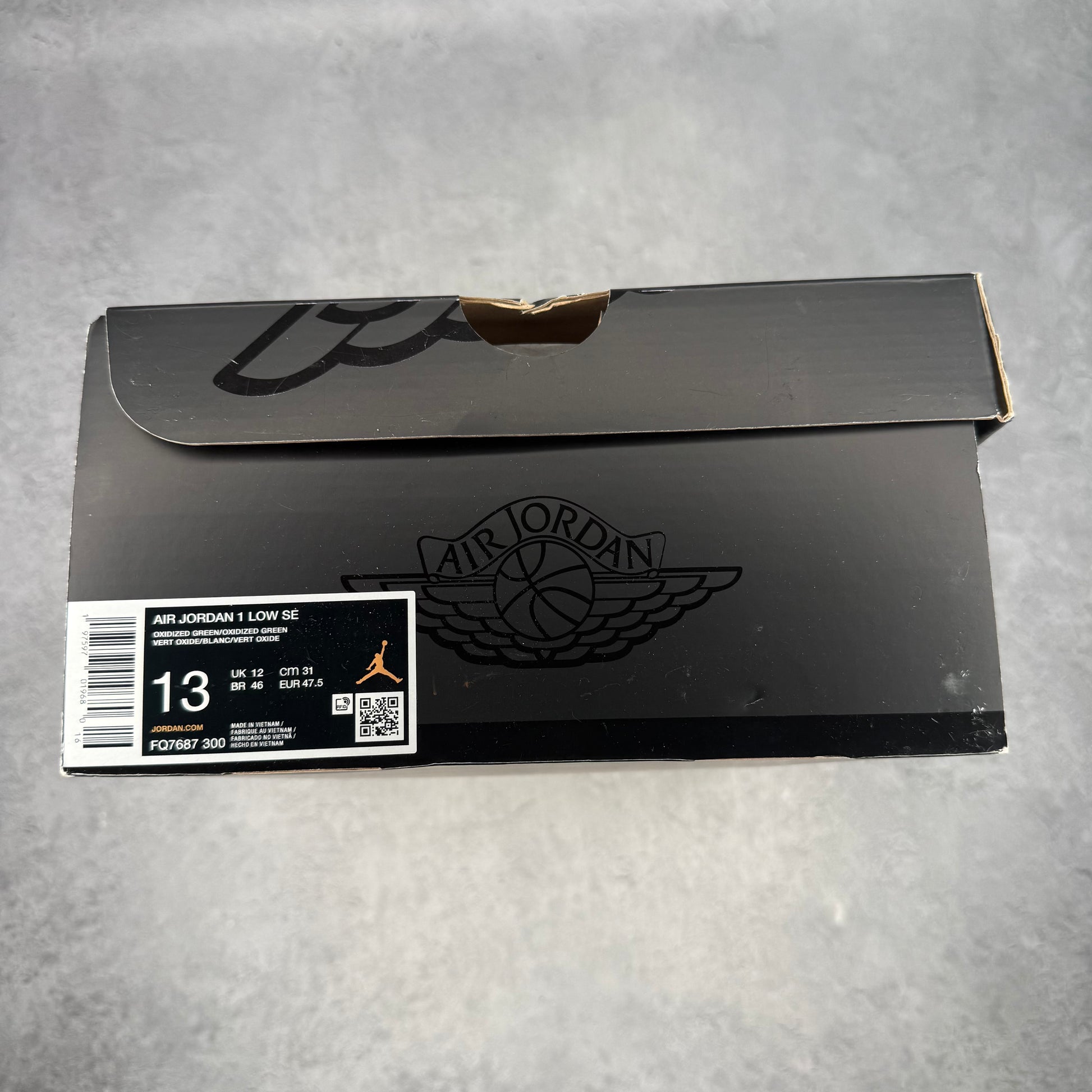 Jordan 1 Low SE Oxidized Green *pre-owned* SIZE 13