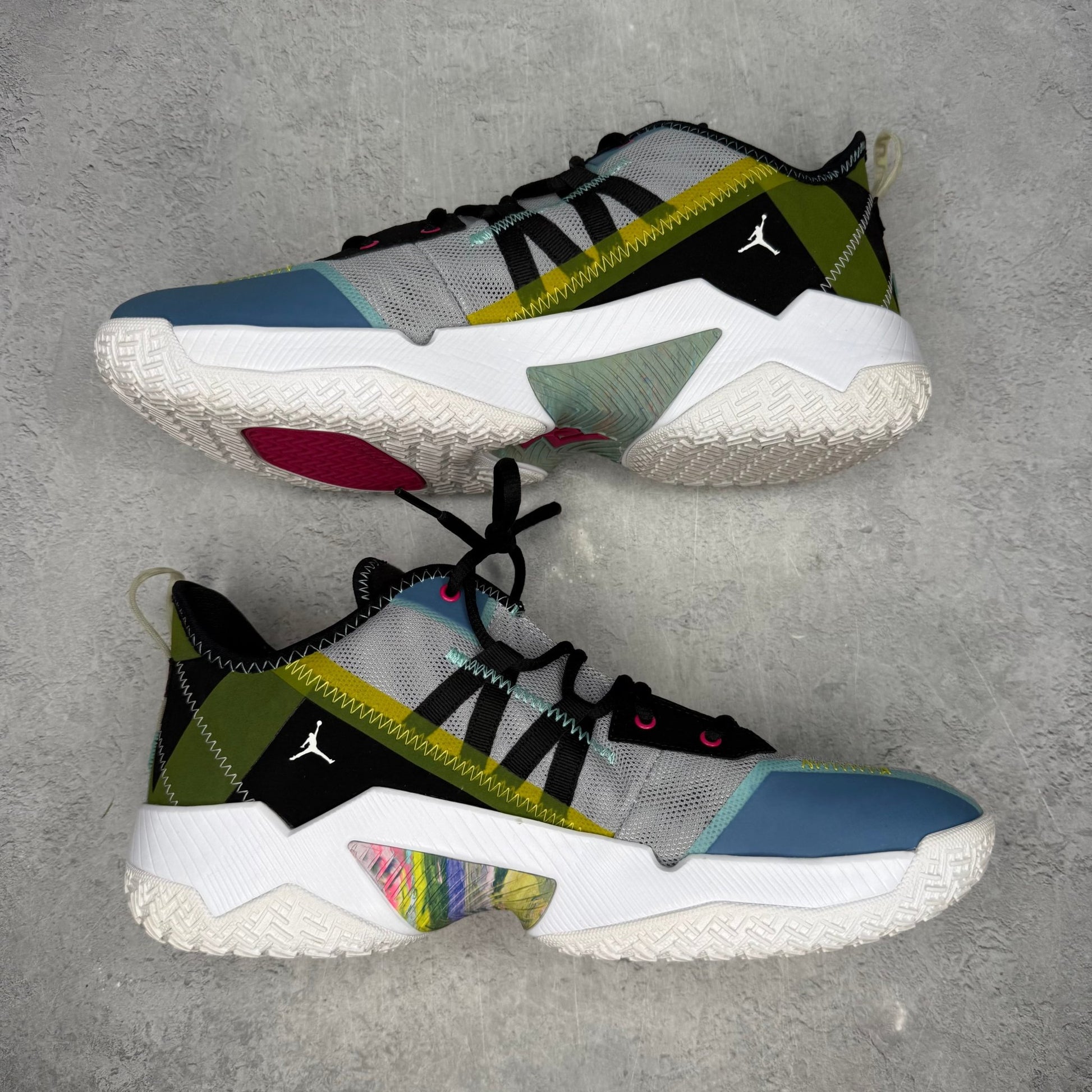 Jordan One Take 2 Wolf Grey Aurora Green *pre - owned* SIZE 12 - Kicks Collective PA - Jordan - CW2457-003 - Men's Shoes - 12M/13.5W - Pre - Owned - No Box