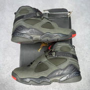 Jordan 8 Retro Take Flight Undefeated pre-owned size 10