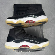 Jordan 11 Retro 72-10 pre-owned size 9.5
