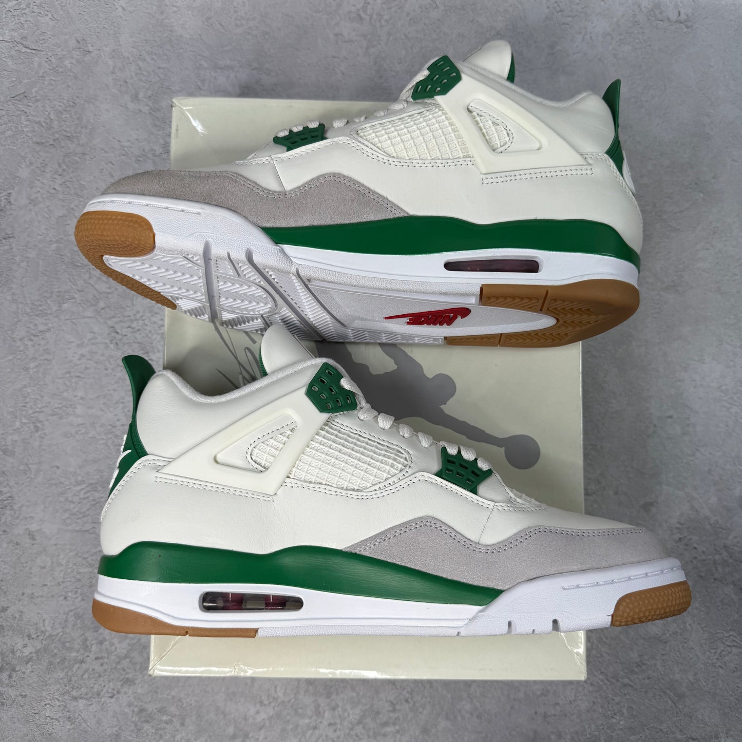 Jordan 4 Retro SB Pine Green