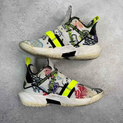 Nike Jordan Why Not Zer0.4 PF Graffiti *pre-owned* SIZE 5Y