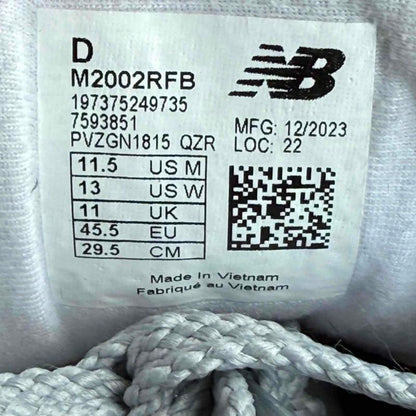 New Balance 2002R Magnent Lead *pre-owned* SIZE 11.5