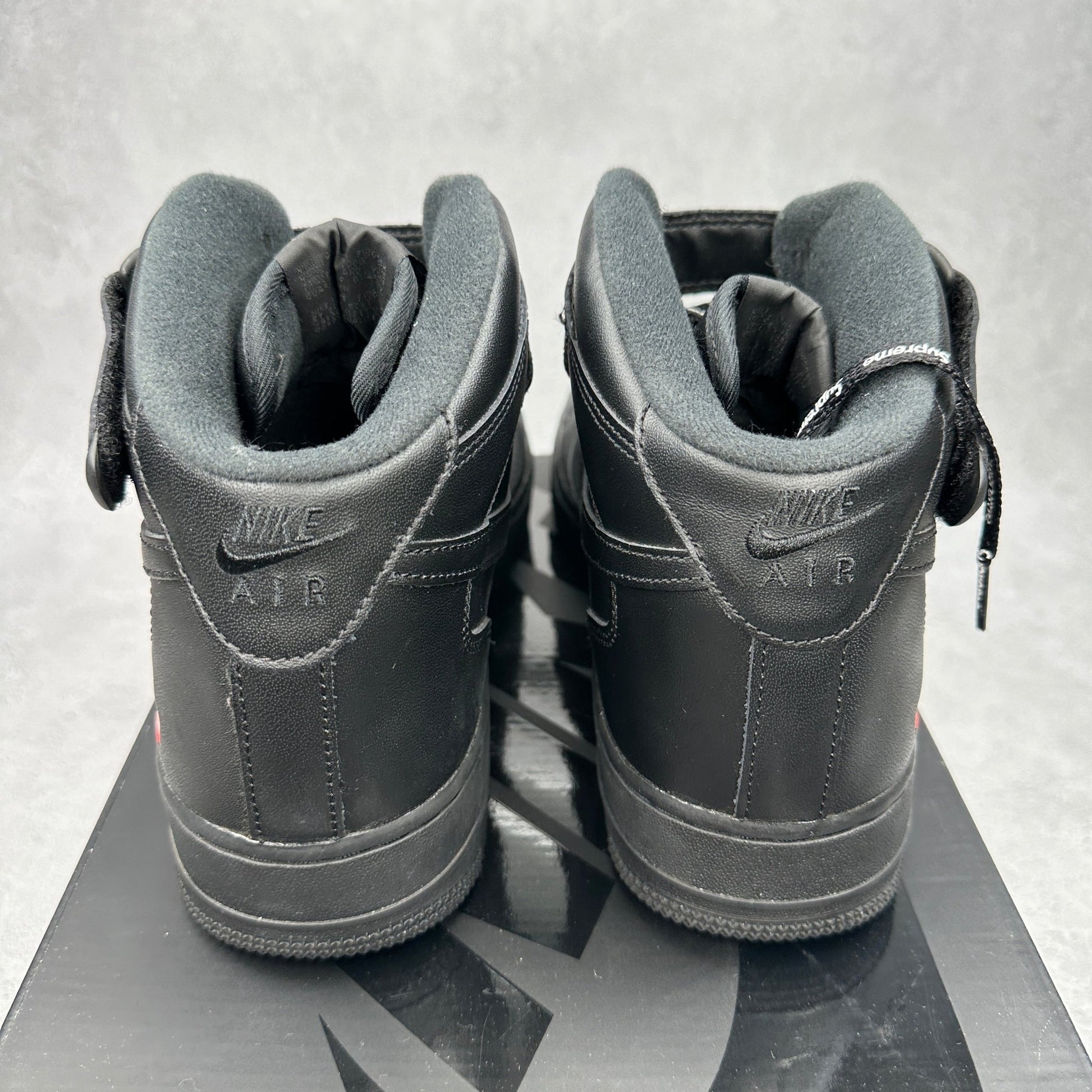 Nike Air Force 1 Mid Supreme Black *pre - owned* SIZE 10.5 - Kicks Collective PA - Nike - FZ8784-001 - Men's Shoes - 10.5M/12W - Pre - Owned