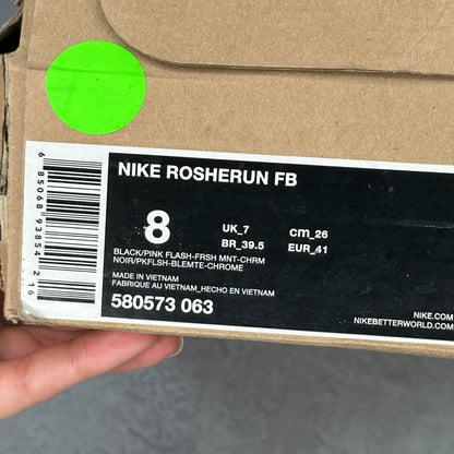 Nike Roshe Run FB Yeezy *pre-owned* SIZE 8