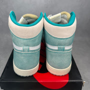 Jordan 1 Retro High Turbo Green pre-owned size 11