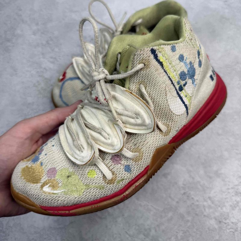 Nike Kyrie 5 Bandulu (PS) *pre - owned* SIZE 3Y - Kicks Collective PA - Nike - CQ9341 - 100 - Toddler's - 3Y - Pre - Owned - No Box