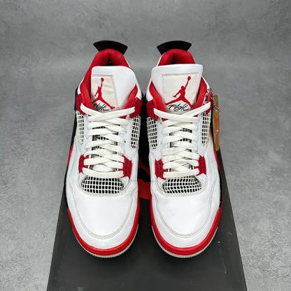 Jordan 4 Retro Fire Red (2020) *pre-owned* SIZE 9